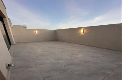 Apartment - 3 Bedrooms - 3 Bathrooms for sale in Al Janadriyah - Riyadh - Ar Riyadh