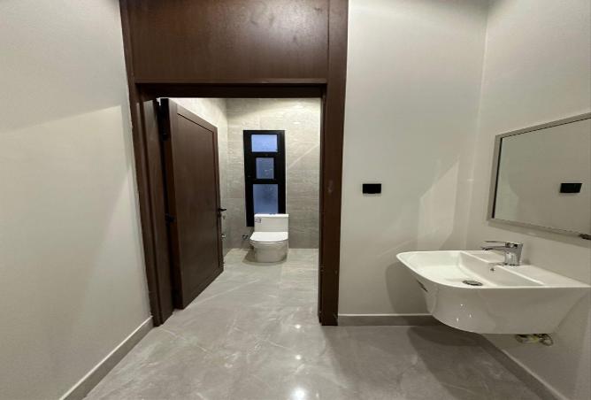 259651 - Property Image 3