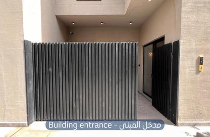 فيلا - 3 غرف نوم - 5 حمامات للايجار في العارض - الرياض - الرياض