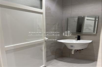 Villa - 5 Bedrooms - 4 Bathrooms for sale in Badr - Ad Dammam - Eastern