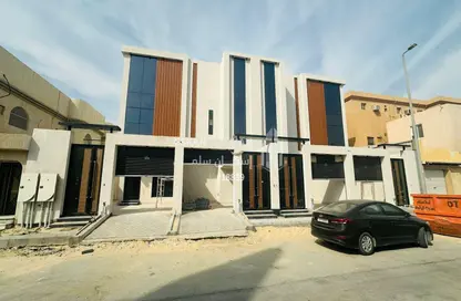 Apartment - 5 Bedrooms - 4 Bathrooms for sale in Badr - Ad Dammam - Eastern