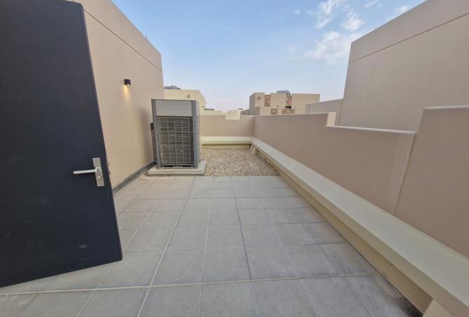52075548 - Property Image 3