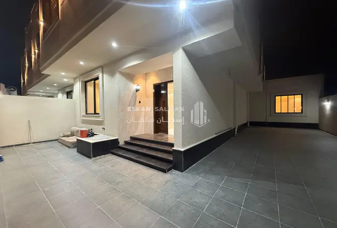 51860929 - Property Image 2