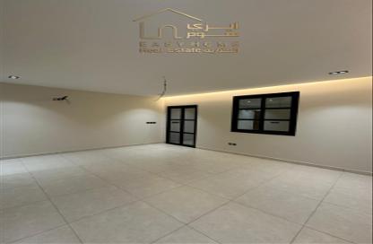 Apartment - 5 Bedrooms - 3 Bathrooms for sale in Al Aziziyah - Jeddah - Makkah Al Mukarramah