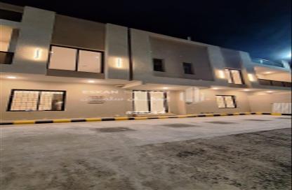 Apartment - 5 Bedrooms - 3 Bathrooms for sale in Prince Muhammad bin Saud - Ad Dammam - Eastern