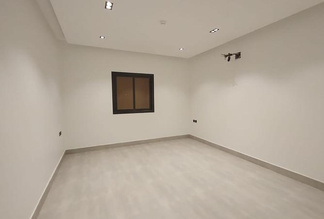 51653990 - Property Image 3