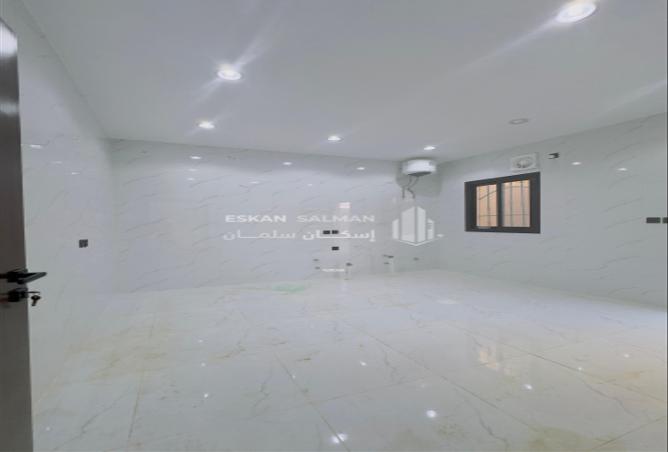 52013580 - Property Image 3
