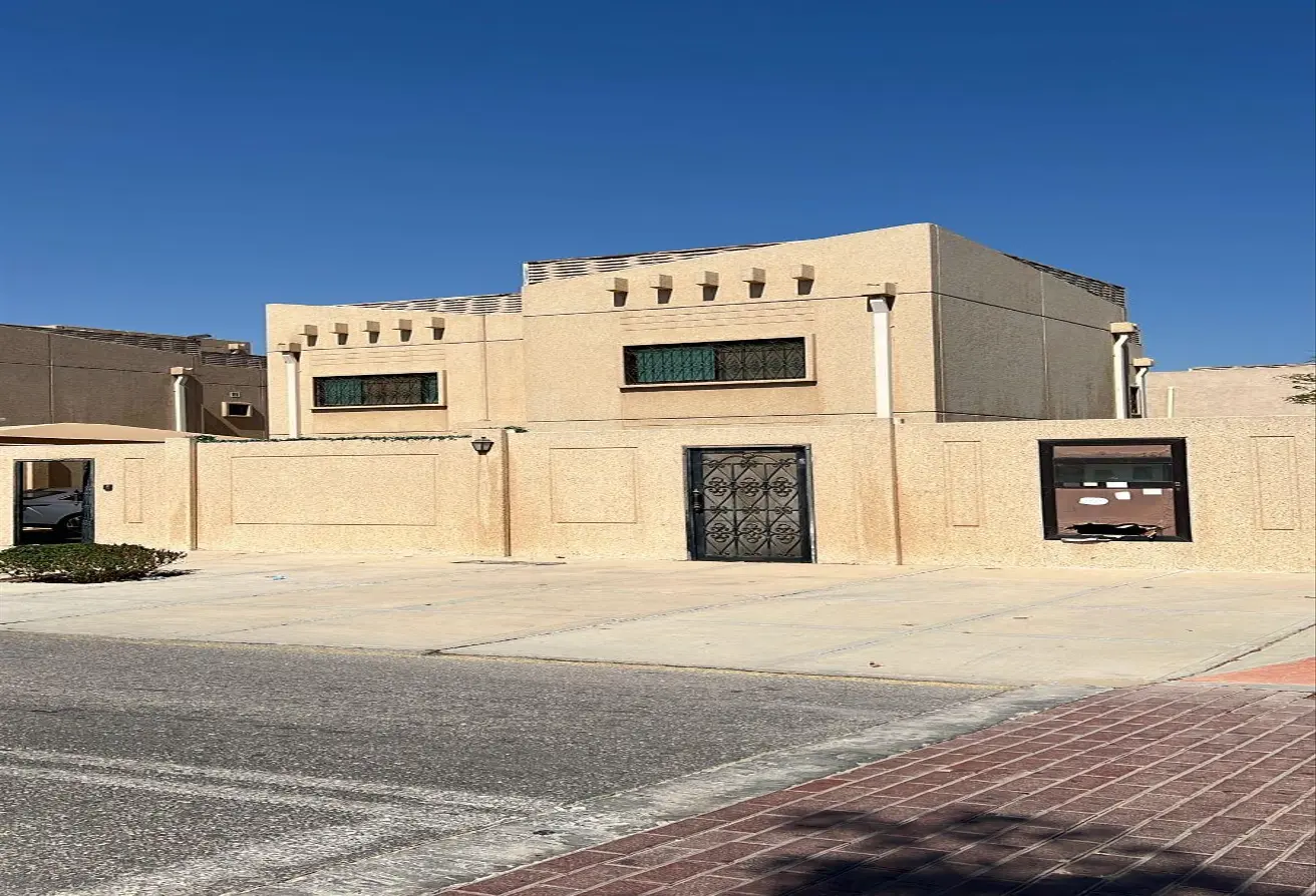 51004919 - Property Main Image