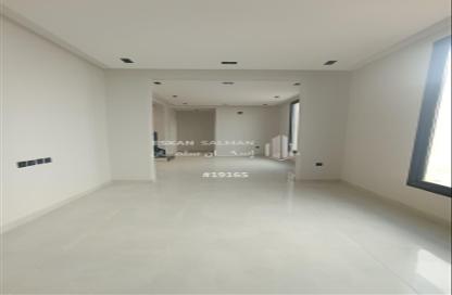 Apartment - 5 Bedrooms - 5 Bathrooms for sale in Al Janadriyah - Riyadh - Ar Riyadh Apartment - 5 Bedrooms - 5 Bathrooms for sale in Al Janadriyah - Riyadh - Ar Riyadh
