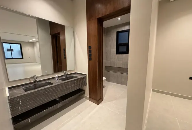 51674005 - صورة العقار 2