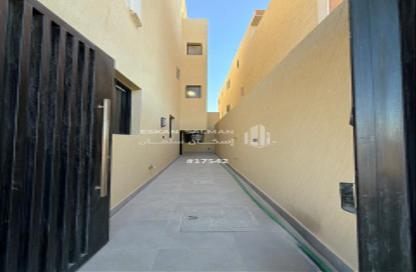 طابق كامل - 5 غرف نوم - 4 حمامات للبيع في الجنادرية - الرياض - الرياض طابق كامل - 5 غرف نوم - 4 حمامات للبيع في الجنادرية - الرياض - الرياض