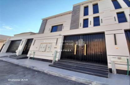 طابق كامل - 4 غرف نوم - 3 حمامات للبيع في السعادة - الرياض - الرياض