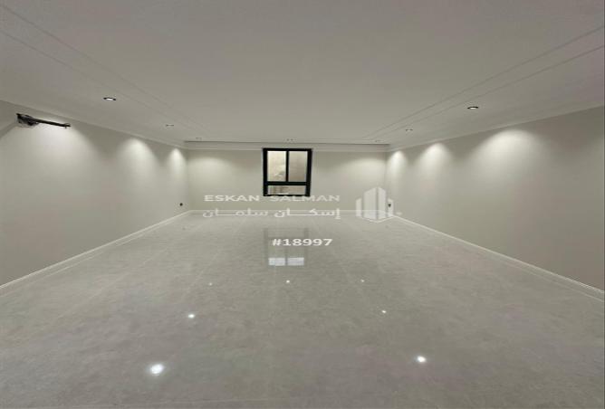 2PFh8tAEltY - Property Image 3