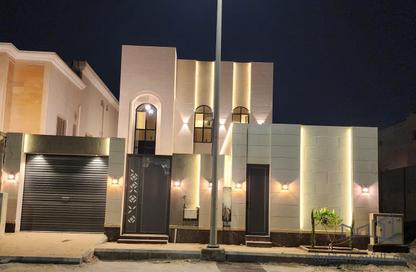 Villa - 6 - 6 for sale in As Sawari - Al Khubar - Eastern
