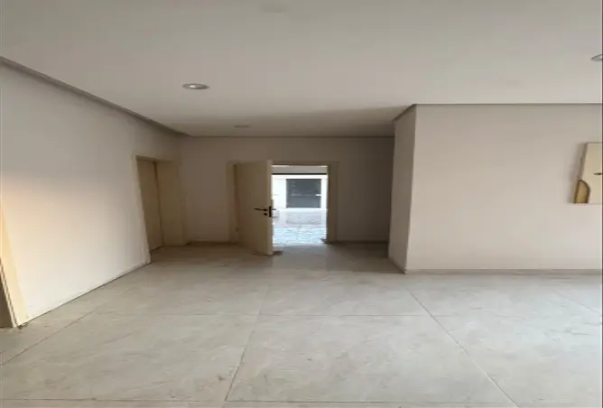 52127712 - Property Image 2