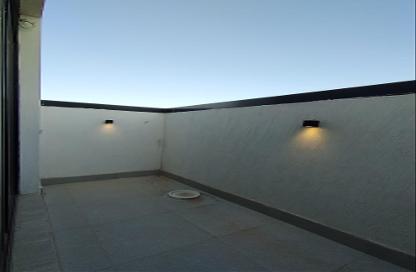 Apartment - 4 Bedrooms - 3 Bathrooms for sale in Al Munisiyah - Riyadh - Ar Riyadh