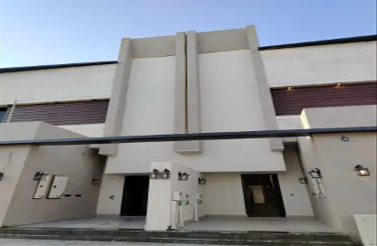 Apartment - 4 Bedrooms - 3 Bathrooms for sale in Al Munisiyah - Riyadh - Ar Riyadh