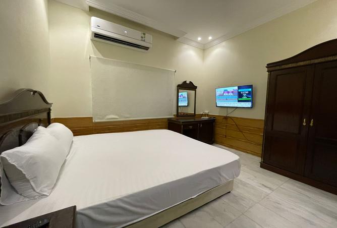 258518 - Property Image 2