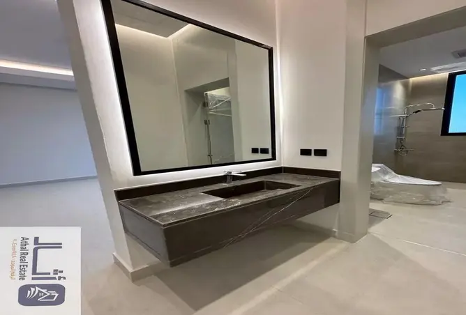 52253945 - Property Image 2
