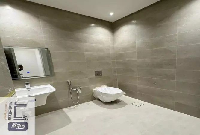52253945 - Property Image 3