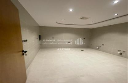 Apartment - 5 Bedrooms - 4 Bathrooms for sale in An Nuzhah - Jeddah - Makkah Al Mukarramah Apartment - 5 Bedrooms - 4 Bathrooms for sale in An Nuzhah - Jeddah - Makkah Al Mukarramah
