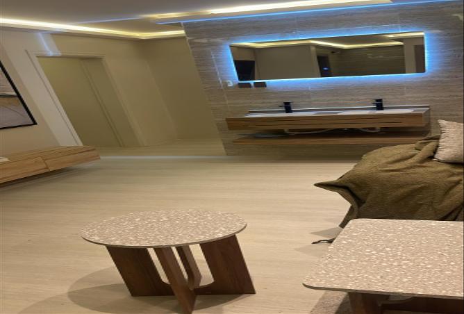 258845 - Property Image 2