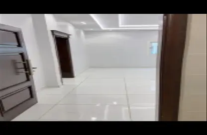 Apartment - 7 Bedrooms - 3 Bathrooms for rent in An Nuzhah - Jeddah - Makkah Al Mukarramah Apartment - 7 Bedrooms - 3 Bathrooms for rent in An Nuzhah - Jeddah - Makkah Al Mukarramah