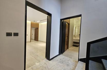 Full Floor - 5 Bedrooms - 4 Bathrooms for sale in Ar Rimal - Riyadh - Ar Riyadh