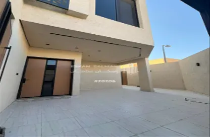 Apartment - 5 Bedrooms - 4 Bathrooms for sale in An Nahdah - Riyadh - Ar Riyadh