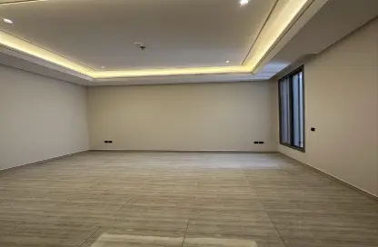 Apartment - 4 Bedrooms - 3 Bathrooms for sale in East Naseem - Riyadh - Ar Riyadh