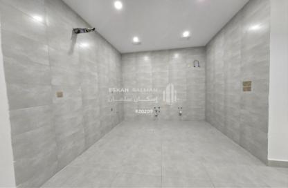 Apartment - 3 Bedrooms - 2 Bathrooms for sale in As Salamah - Jeddah - Makkah Al Mukarramah Apartment - 3 Bedrooms - 2 Bathrooms for sale in As Salamah - Jeddah - Makkah Al Mukarramah