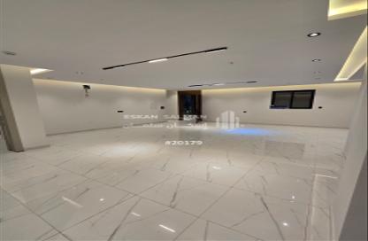 Apartment - 5 Bedrooms - 4 Bathrooms for sale in East Naseem - Riyadh - Ar Riyadh