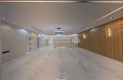Apartment - 5 Bedrooms - 4 Bathrooms for sale in Al Haylah Al Gharbi - Muhayil - Asir Apartment - 5 Bedrooms - 4 Bathrooms for sale in Al Haylah Al Gharbi - Muhayil - Asir