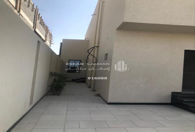 51860117 - Property Image 2