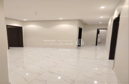 Apartment - 4 Bedrooms - 4 Bathrooms for sale in Governmental1 - Jeddah - Makkah Al Mukarramah Apartment - 4 Bedrooms - 4 Bathrooms for sale in Governmental1 - Jeddah - Makkah Al Mukarramah