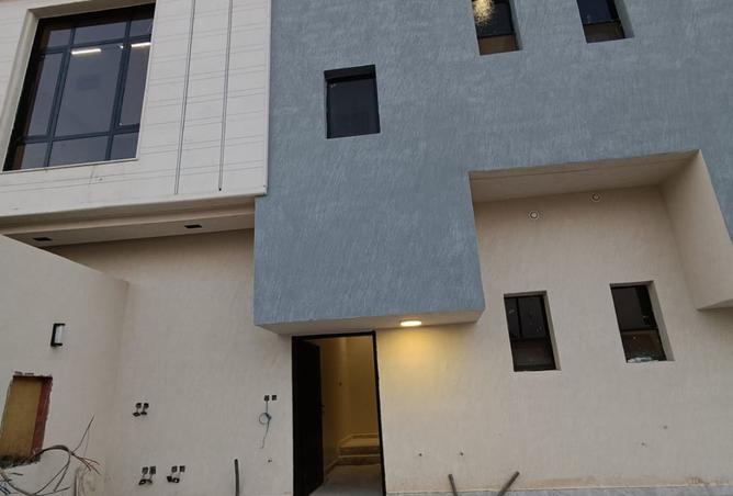 52137660 - Property Main Image