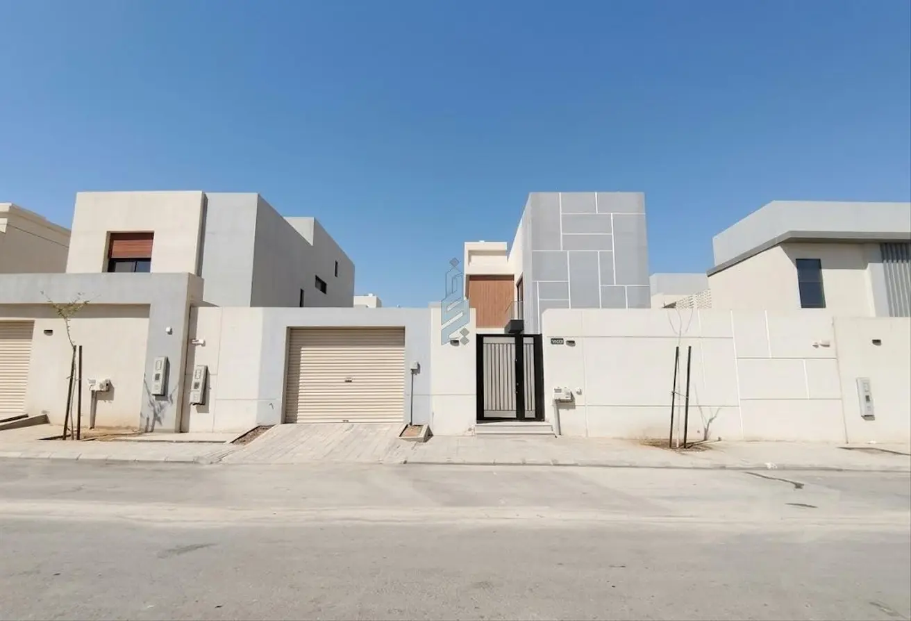 52233232 - Property Main Image