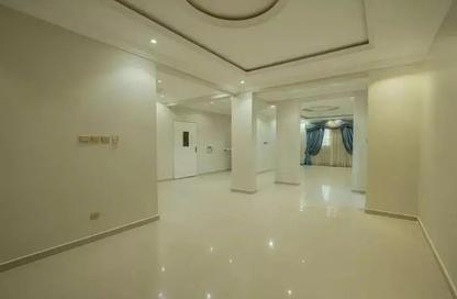 Apartment - 3 Bedrooms - 3 Bathrooms for sale in Al Yarmuk - Riyadh - Ar Riyadh