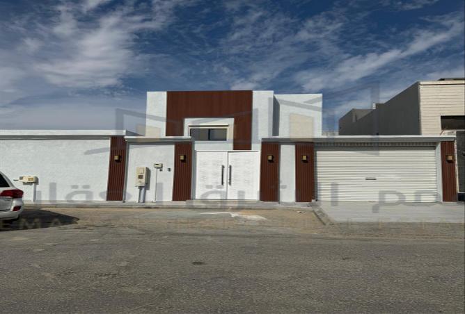 258795 - Property Image 2