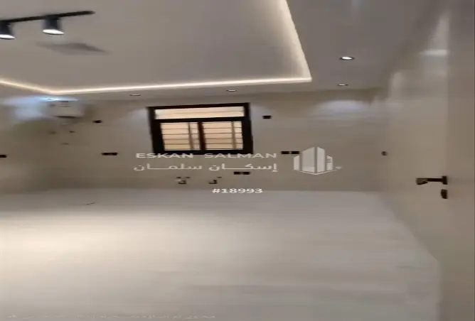 51861273 - صورة العقار 3