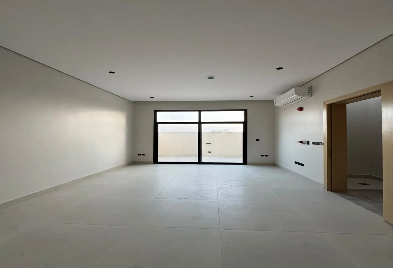 52290132 - Property Main Image