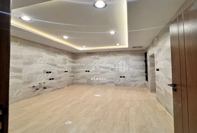 51005090 - Property Image 3