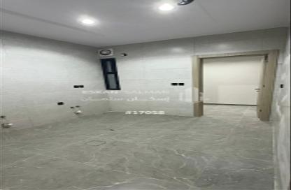 Apartment - 4 Bedrooms - 3 Bathrooms for sale in Mishrifah - Jeddah - Makkah Al Mukarramah Apartment - 4 Bedrooms - 3 Bathrooms for sale in Mishrifah - Jeddah - Makkah Al Mukarramah