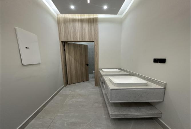 51663927 - Property Image 3