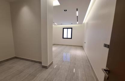 Full Floor - 4 Bedrooms - 4 Bathrooms for sale in Ar Rimal - Riyadh - Ar Riyadh Full Floor - 4 Bedrooms - 4 Bathrooms for sale in Ar Rimal - Riyadh - Ar Riyadh