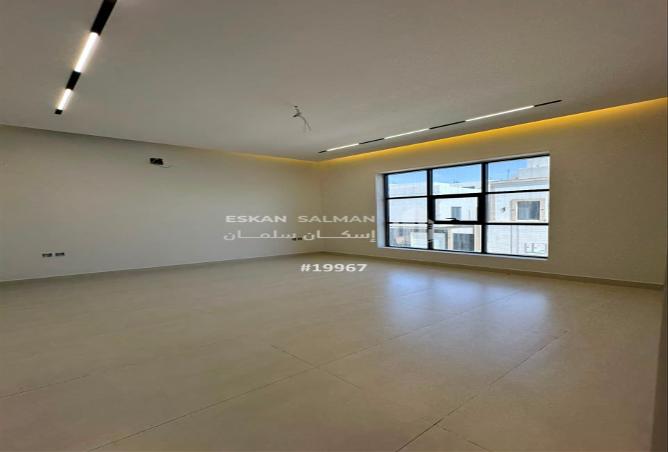 51861179 - Property Image 2