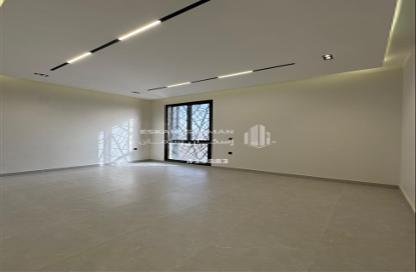 Apartment - 7 Bedrooms - 4 Bathrooms for sale in King Faisal - Riyadh - Ar Riyadh