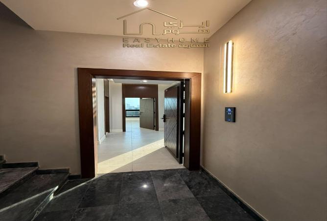 51813779 - Property Image 3