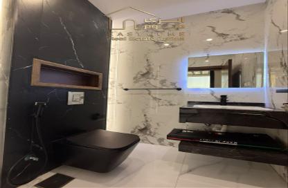 Apartment - 4 Bedrooms - 4 Bathrooms for sale in As Salamah - Jeddah - Makkah Al Mukarramah