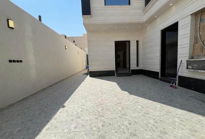52107494 - Property Image 2